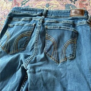Hollister Super Skinny Medium Wash 9s Jeans 29